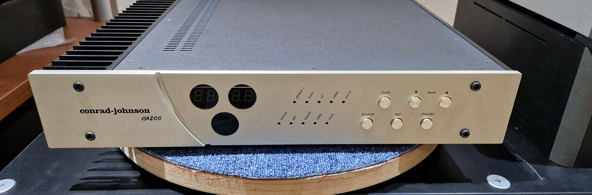 Conrad Johnson CA200 Integrated Amplifier
