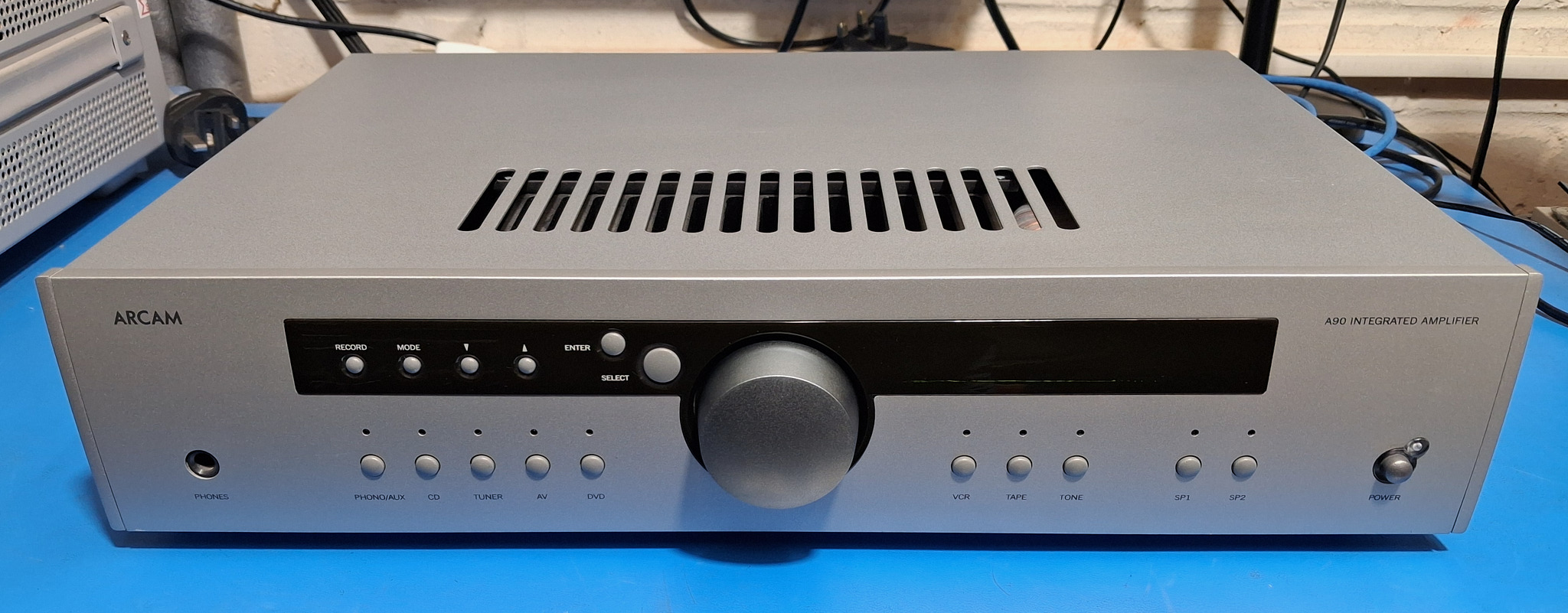 Arcam A90 Integrated with Phono stage