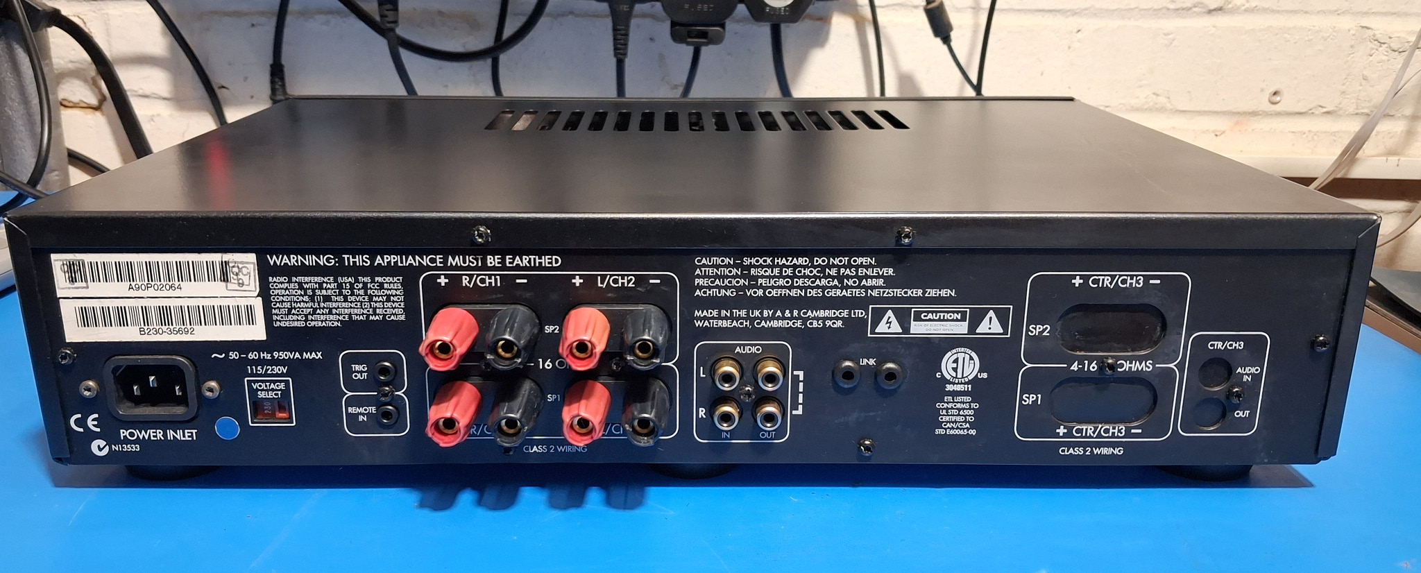 Arcam P90 Power Amplifier in Black - Image 3