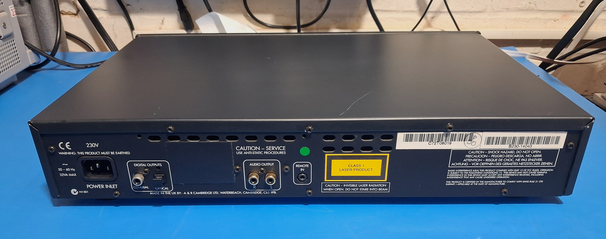 Arcam CD72T CD Player in Black - Image 2