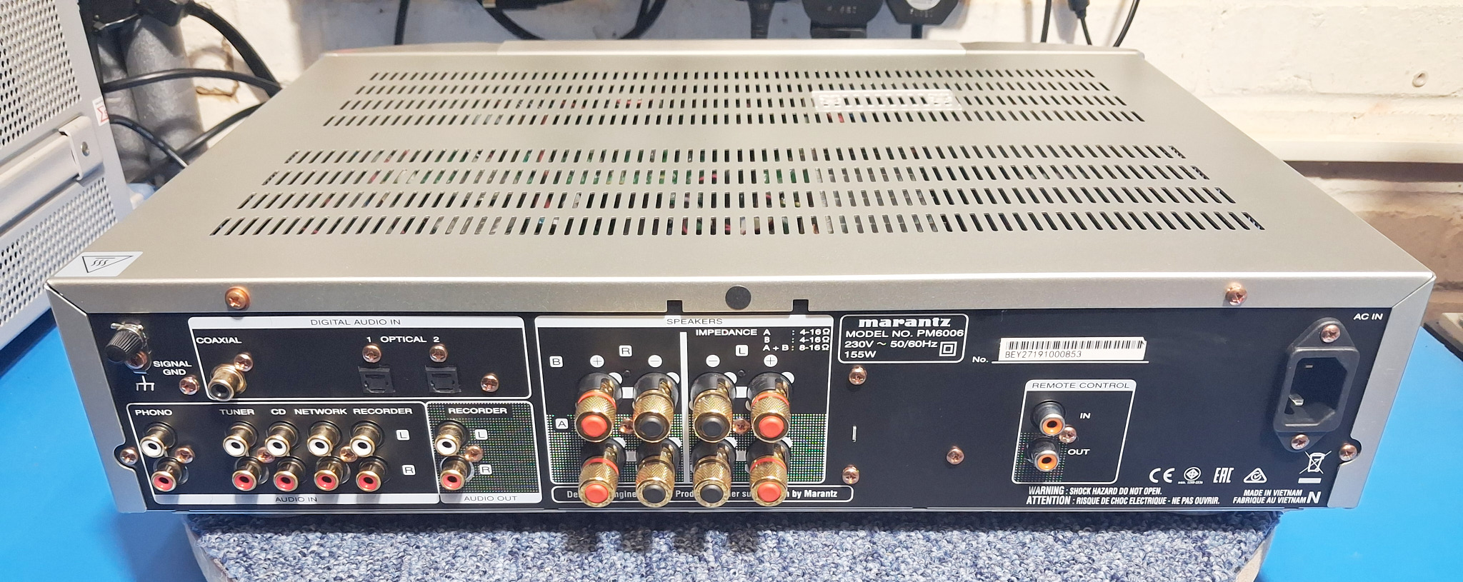 Marantz PM6006 Integrated UK Edition - Image 2