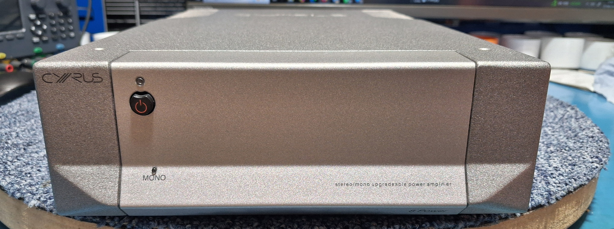 Cyrus 8 Power Quartz Silver